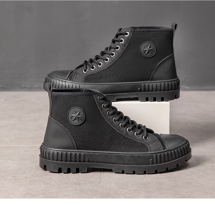【漆黒の堅牢美】オールブラック ハイカットスニーカー | 厚底 ミリタリーソール 異素材コンビ タフデザイン