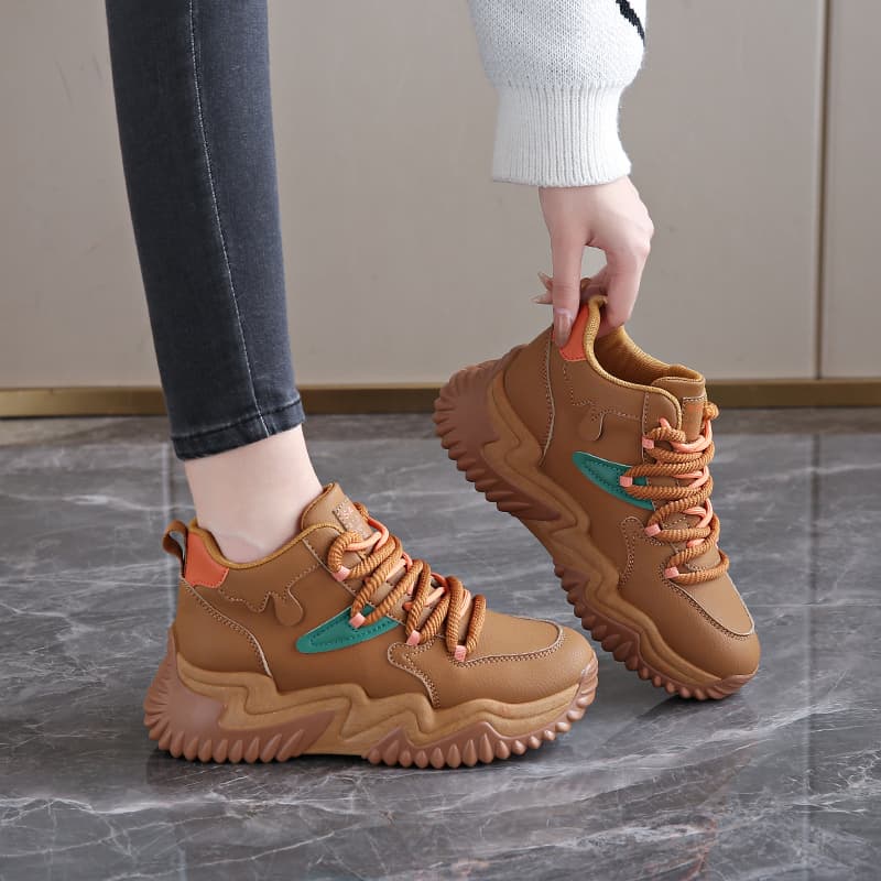 【ポップ・ボリューム】厚底スニーカー ベージュ×オレンジ | チャンキーソール 異素材ミックス カジュアル ストリート