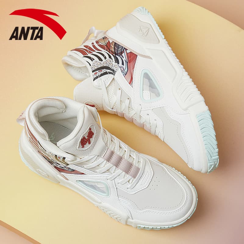 ハイカットスニーカー ダンス 疲れにくい 痛くならない カジュアル シンプル かわいい 遊び心 おしゃれ 歩きやすい クッション 安定感