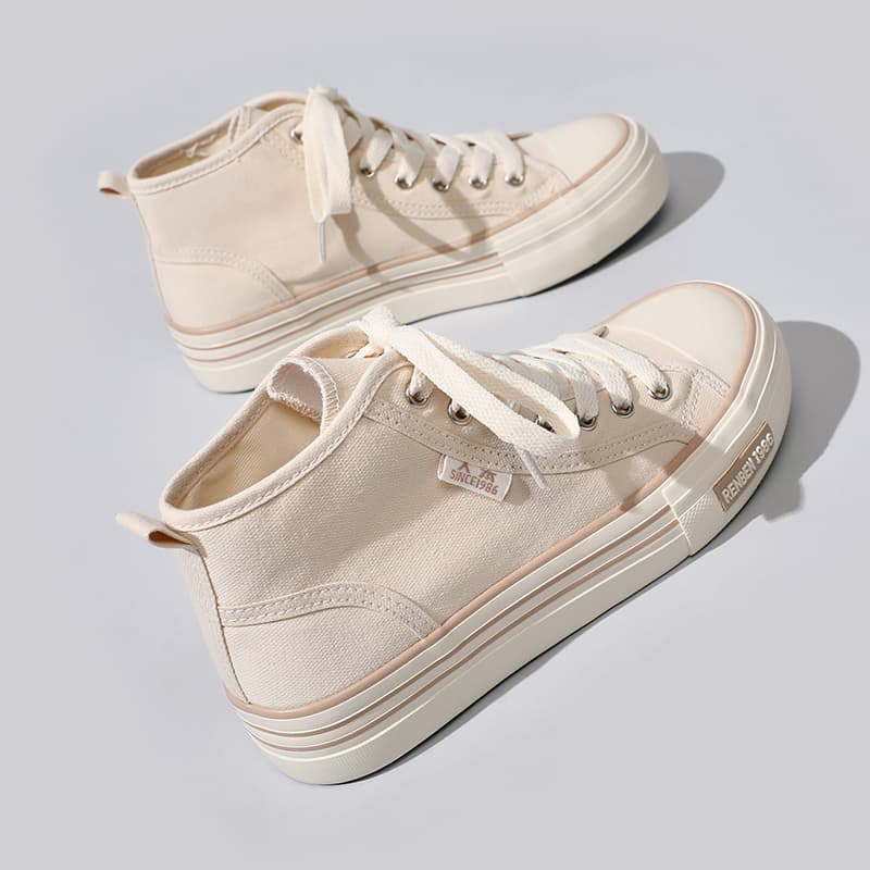 ハイカットスニーカー 人気 定番 シンプル カジュアル 可愛い 履きやすい 歩きやすい クッション 安定感 キャンパス 日常使い