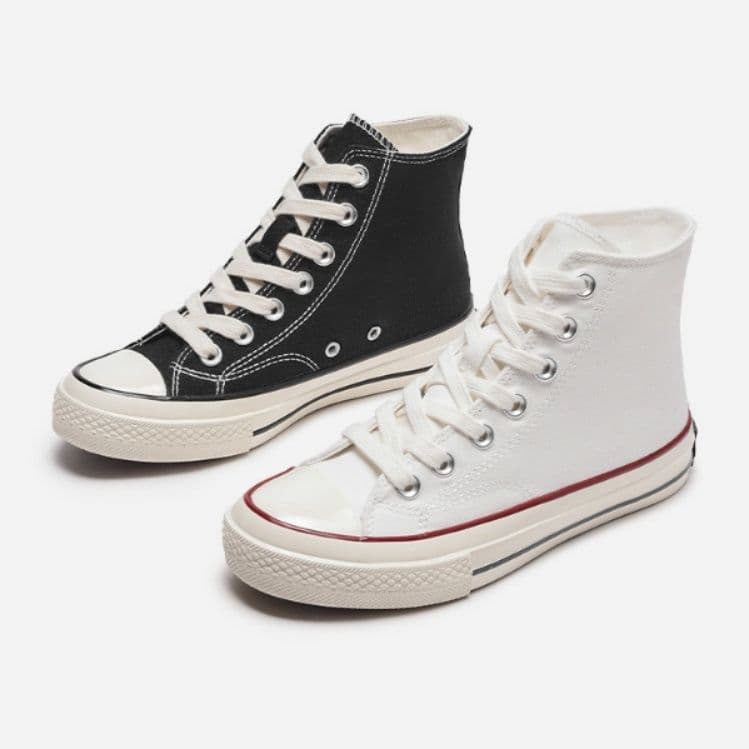 【アーバン・レトロ】バイカラー ハイカットスニーカー ベージュ×ブラック | 厚底 コートスタイル ストリート