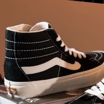 ハイカットスニーカー 人気 定番  シンプル カジュアル スエード カジュアル サイドストライプ ストリート スケートスタイル