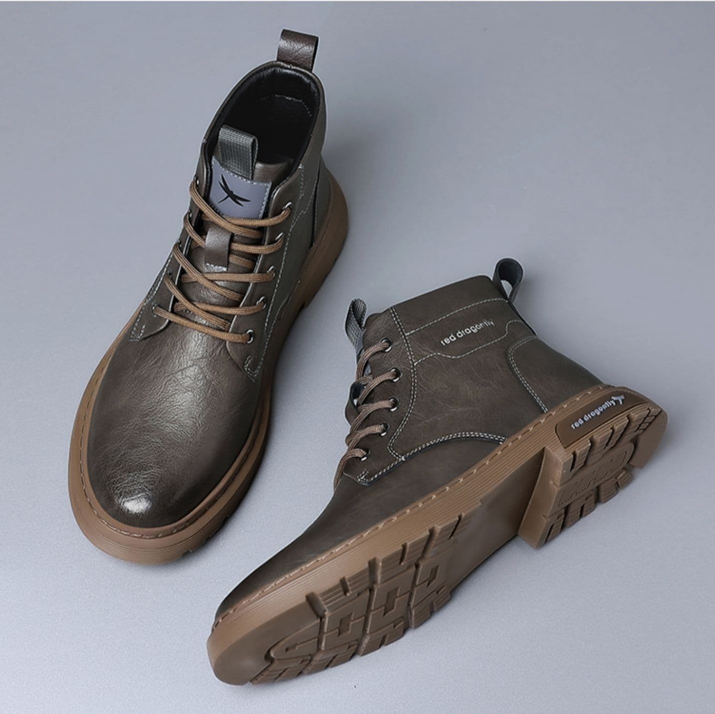 ハイカットスニーカー 定番 本革 耐久性 カジュアル グリップ力 安定感 スタイリッシュ アウトドア 快適歩行 衝撃吸収 かっこいい