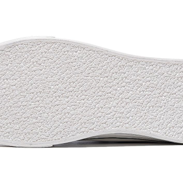 ハイカットスニーカー シンプル カジュアル 可愛い かわいい 目立つ 遊び心 デイリーコーデ デイリーユース 履きやすい 歩きやすい