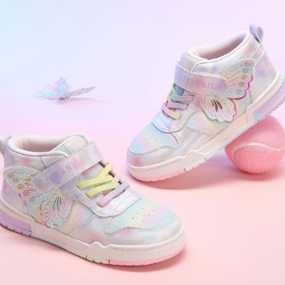 ハイカットスニーカー 好評 可愛い かわいい 綺麗 おしゃれ スタイリッシュ 日常使い デイリーユース 歩きやすい クッション 安定感