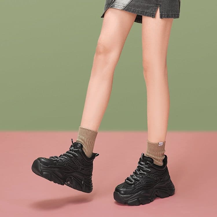 ハイカットスニーカー あったか 厚底 裏ボア すべりにくい 雪 脚長効果 スタイルアップ