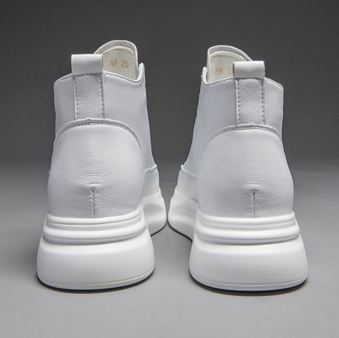 ハイカットスニーカー 好評 スタイルアップ おしゃれ かっこいい シンプル 日常使い デイリーコーデ 歩きやすい クッション