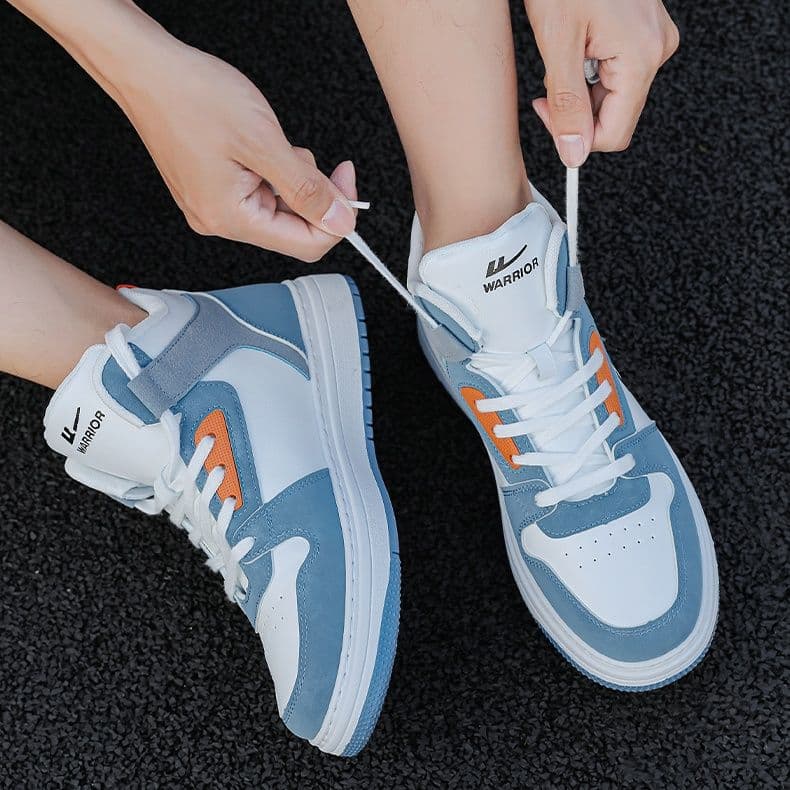 ハイカットスニーカー スポーツ ランニング 学校 部活 疲れにくい 痛くならない 履きやすい 歩きやすい クッション 安定感