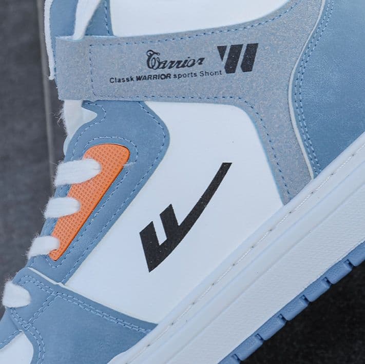 ハイカットスニーカー スポーツ ランニング 学校 部活 疲れにくい 痛くならない 履きやすい 歩きやすい クッション 安定感