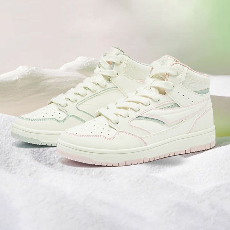 ハイカットスニーカー パステル スタイリッシュ おしゃれ スタイリッシュ きれいめ 疲れにくい 通気性 メッシュ素材 脚長効果