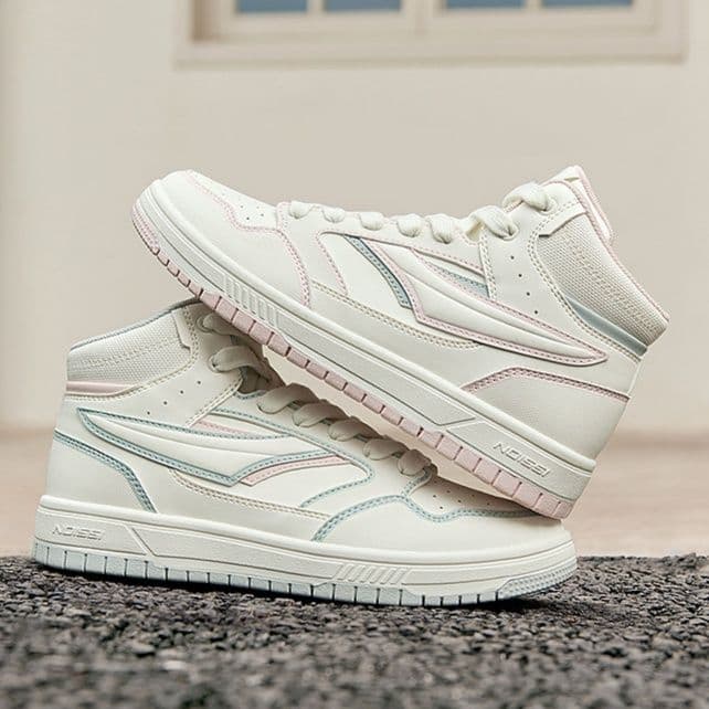 ハイカットスニーカー パステル スタイリッシュ おしゃれ スタイリッシュ きれいめ 疲れにくい 通気性 メッシュ素材 脚長効果