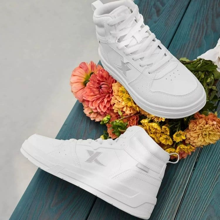 ハイカットスニーカー スポーティモダン ハイカット