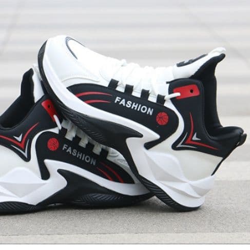 ハイカットスニーカー アスリート スタイル 軽量ソール 通気性 安定感 厚底設計 防水素材 グリップ力 履きやすい すべりにくい