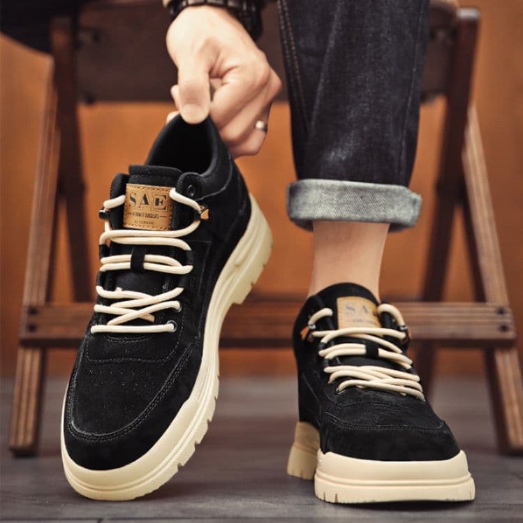 ハイカットスニーカー スエード調 耐久性 厚底ソール 日常使い アウトドア クッション性 グリップ力 スタイリッシュ レースアップデザイン