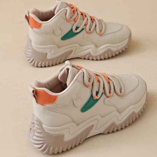 【ポップ・ボリューム】厚底スニーカー ベージュ×オレンジ | チャンキーソール 異素材ミックス カジュアル ストリート