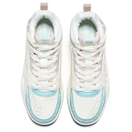 ハイカットスニーカー 和風模様入り 青白 スポーツ 存在感 ボリュームソール カジュアル 目立つ 通勤 通学 デイリーユース 履きやすい