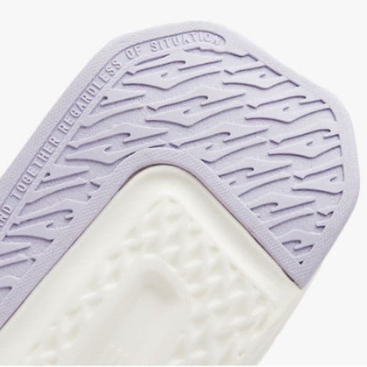 ハイカットスニーカー ふわふわ 厚底 スポーツ 履きやすい 歩きやすい ウォーキング デイリーコーデ 脚長効果 ボリュームハイカット