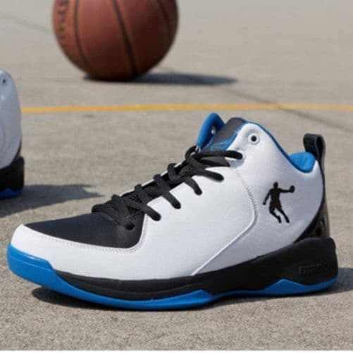 ハイカットスニーカー 快適 バスケットボール スポーツ 部活 学校 軽量 履きやすい 滑り止め 衝撃吸収性 安定感 ボリュームソール