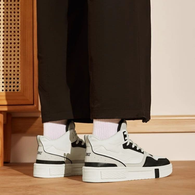 ハイカットスニーカー バスケット 厚底 ソール カジュアル 履き心地 デイリーユース オールシーズン ストリート シンプル グリップ力