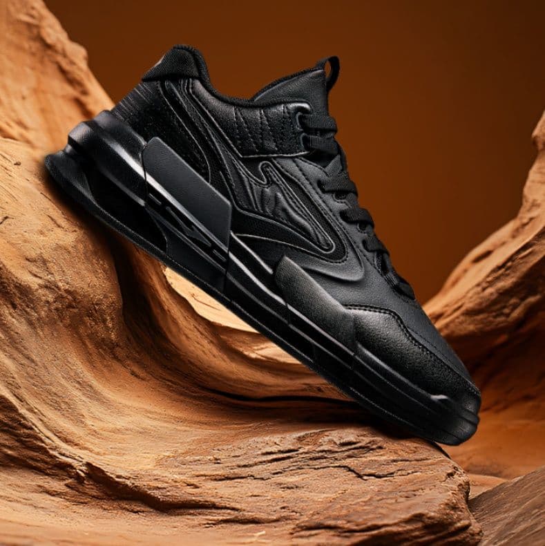 ハイカットスニーカー 疲れにくい スポーツ デイリーユース 耐久性 快適性 安定感 履きやすい 歩きやすい カジュアル シンプル 通気性