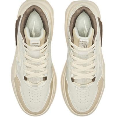 ハイカットスニーカー 疲れにくい スポーツ デイリーユース 耐久性 快適性 安定感 履きやすい 歩きやすい カジュアル シンプル 通気性