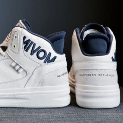 ハイカットスニーカー シンプル カジュアル 安定感 厚底ソール 上質な本革素材 ボリュームソール クッション  衝撃吸収 グリップ力