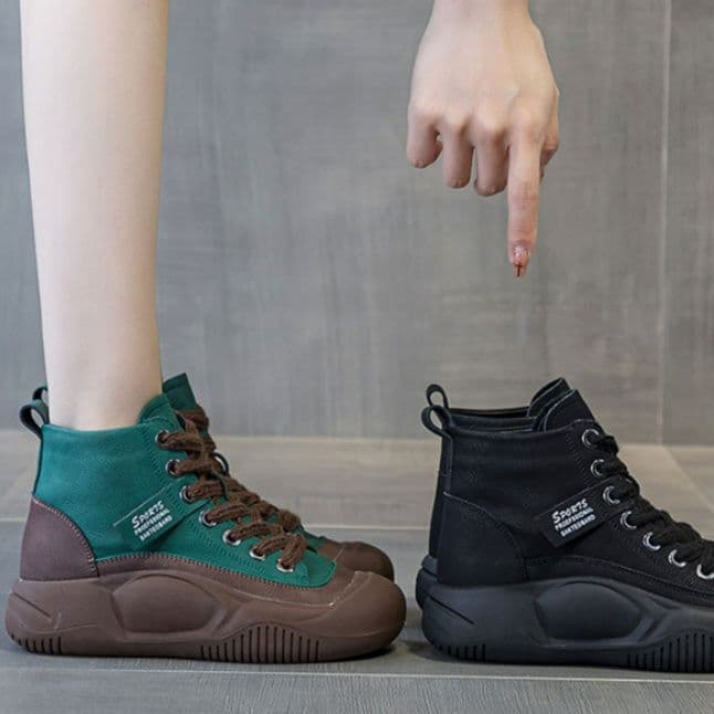 ハイカットスニーカー 高級感 スエード ボリュームソール クッション性 衝撃吸収 安定感 カジュアル おしゃれ スタイリッシュ きれい