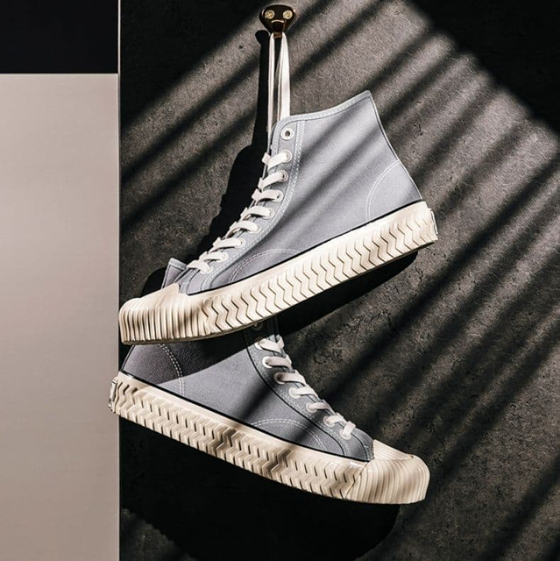 ハイカットスニーカー キャンバス クール カジュアル シンプル かわいい デイリーコーデ クッション性 履きやすい 歩きやすい