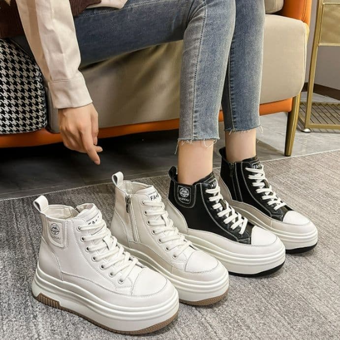 ハイカットスニーカー 定番 シンプル 厚底 おしゃれ スタイリッシュ きれいめ サイドジッパー 美脚効果 歩きやすい クッション 安定感