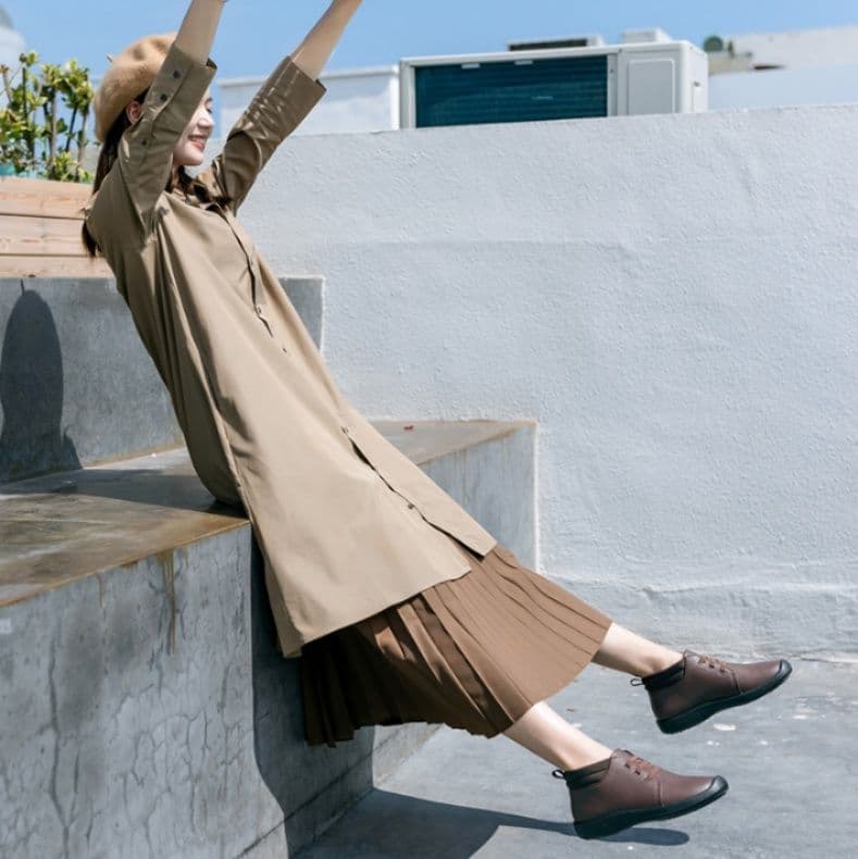 ハイカットスニーカー 耐久性 シンプル 歩きやすい クッション 安定感 軽量素材 おしゃれ スタイリッシュ きれいめ 秋 冬 綺麗