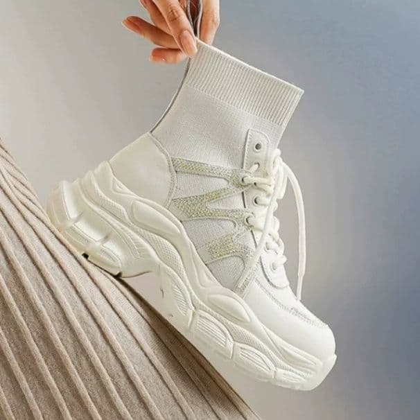 ハイカットスニーカー 高級感 美脚効果 快適歩行 履き心地 ニット厚底ソール 安定感 カジュアル  美脚足長 厚底靴 ボリュームソール