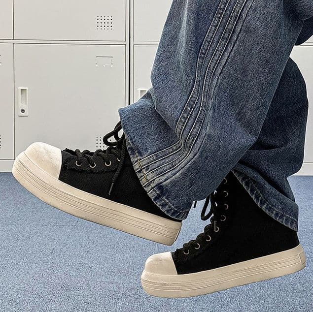 ハイカットスニーカー 伸長効果 カジュアル シンプル スタイリッシュ きれいめ オールシーズン デイリーユース スエード素材 軽快