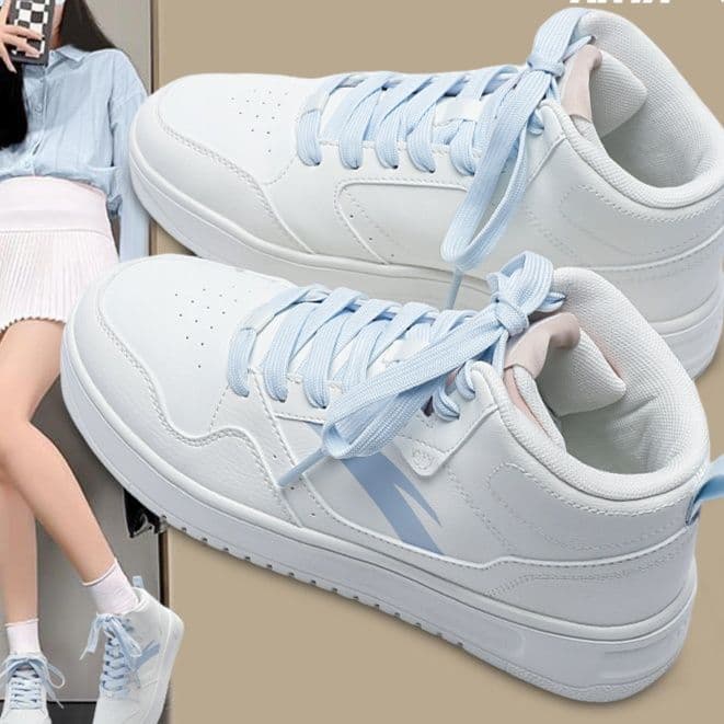 ハイカットスニーカー 美脚効果 疲れにくい 痛くならない ふわり軽やか クッション性 通気性 スポーティー スポーツ ランニング