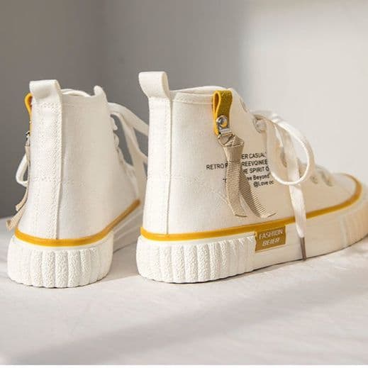 ハイカットスニーカー 定番 カジュアル スタイルアップ おしゃれ シンプル かわいい オールシーズン 履きやすい 歩きやすい 安定感