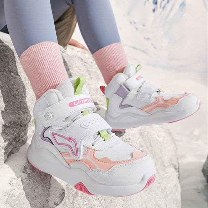 ハイカットスニーカー マジックテープ 軽量 履きやすい 歩きやすい 疲れにくい クッション性 通気性 安全性 夜間 発光 防滑ソール