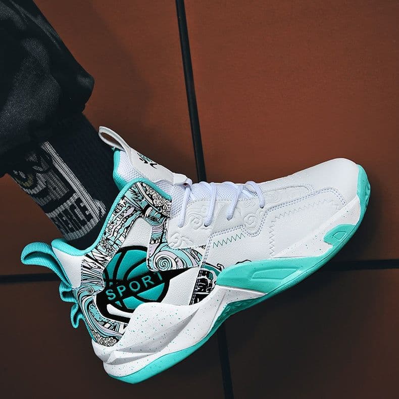 ハイカットスニーカー クッション性 衝撃吸収性 防滑性 通気性 日常使い 部活 スポーツ ランニング デイリーユース かっこいい 目立つ