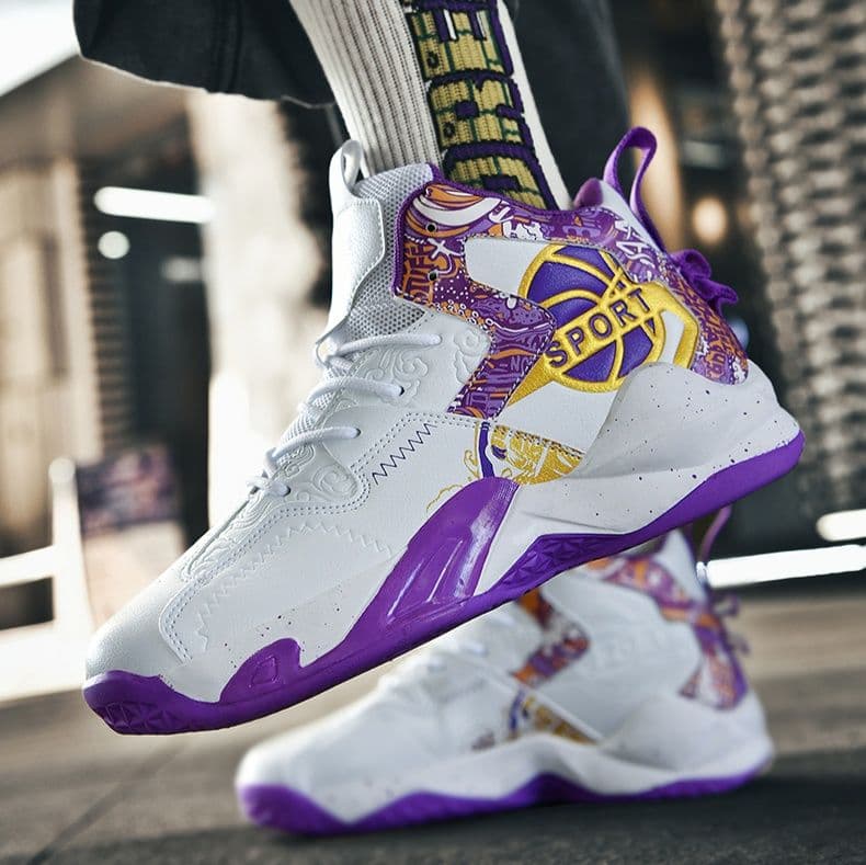 ハイカットスニーカー クッション性 衝撃吸収性 防滑性 通気性 日常使い 部活 スポーツ ランニング デイリーユース かっこいい 目立つ