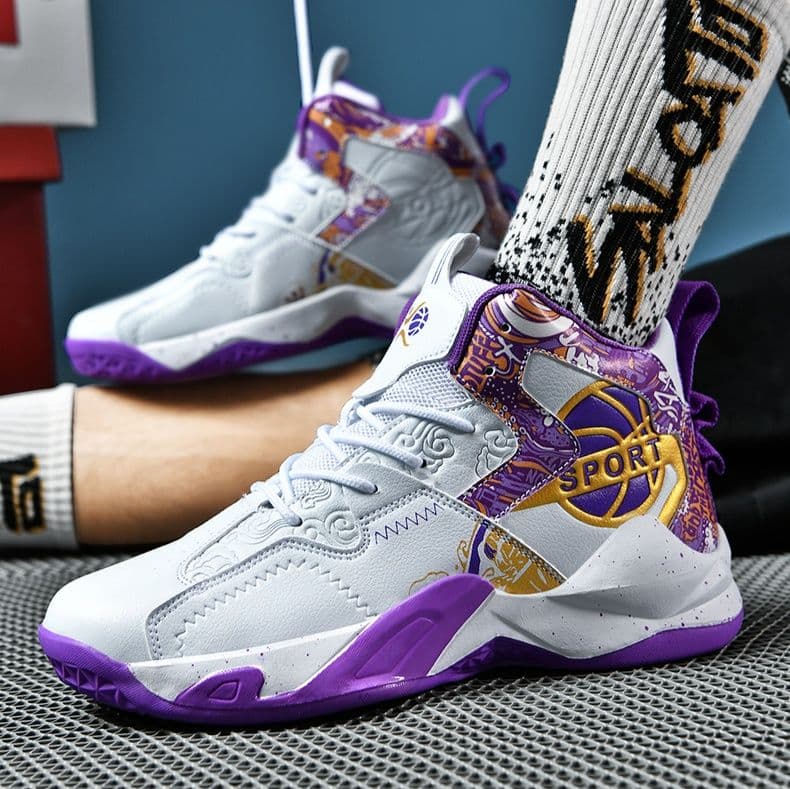 ハイカットスニーカー クッション性 衝撃吸収性 防滑性 通気性 日常使い 部活 スポーツ ランニング デイリーユース かっこいい 目立つ