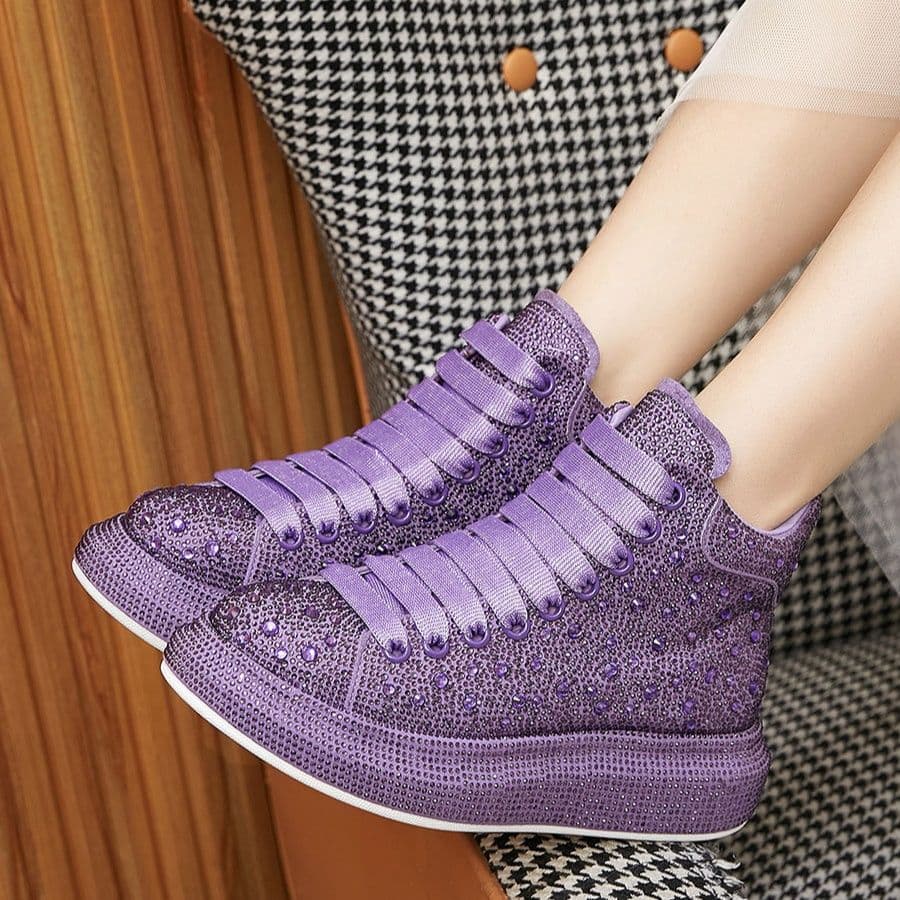 ハイカットスニーカー 煌めき クール 目立つ おしゃれ スタイリッシュ きれいめ クッション 安定感 すべりにくい 衝撃吸収 グリップ力