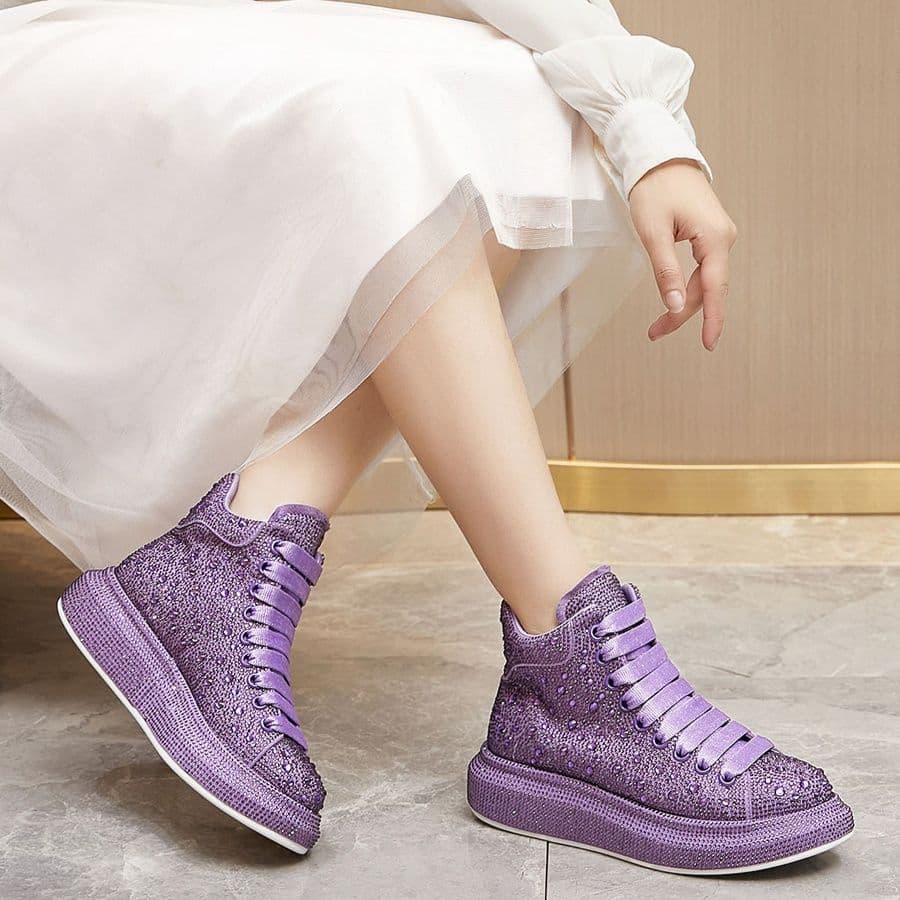ハイカットスニーカー 煌めき クール 目立つ おしゃれ スタイリッシュ きれいめ クッション 安定感 すべりにくい 衝撃吸収 グリップ力