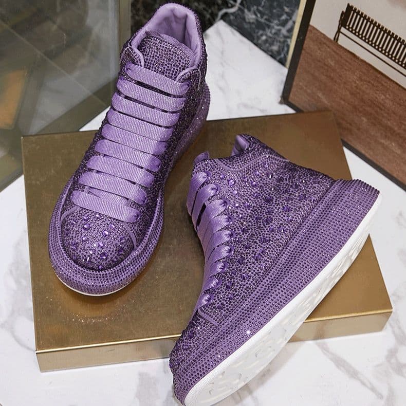 ハイカットスニーカー 煌めき クール 目立つ おしゃれ スタイリッシュ きれいめ クッション 安定感 すべりにくい 衝撃吸収 グリップ力