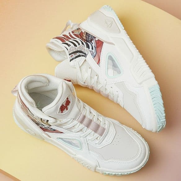 ハイカットスニーカー ダンス 疲れにくい 痛くならない カジュアル シンプル かわいい 遊び心 おしゃれ 歩きやすい クッション 安定感