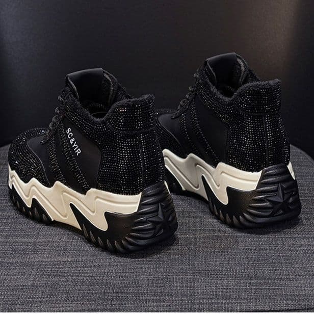 ハイカットスニーカー 美脚足長 ストリート ヒップホップ ダンススニーカー 伸長効果 目立つ 遊び心 おしゃれ クッション 安定感