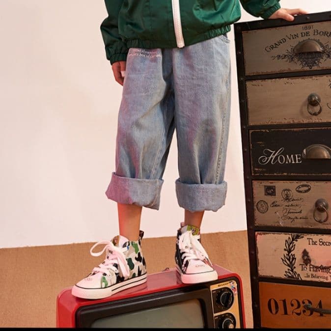 ハイカットスニーカー 人気 かっこいい 目立つ 遊び心 おしゃれ オールシーズン 履きやすい 歩きやすい クッション すべりにくい