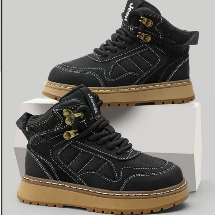 ハイカットスニーカー カジュアル シンプル おしゃれ スタイリッシュ きれいめ クール 軽量 履きやすい 歩きやすい クッション 安定感