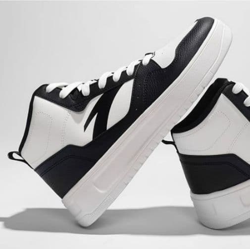 ハイカットスニーカー 都会的 バスケット スポーツ 通学 学校 通気性 カジュアル 履きやすい 疲れにくい ウォーキング