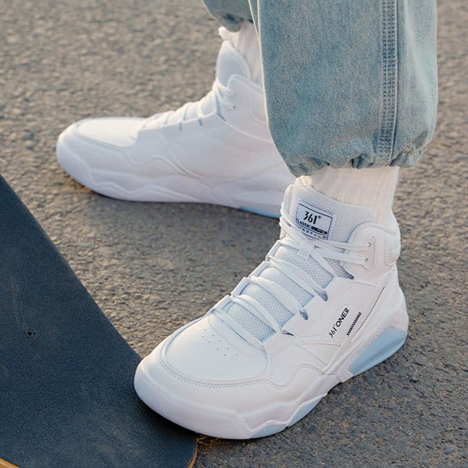 【トリコロール配色】ハイカットスニーカー 白 | レトロバッシュ風 ストリート ユニセックス