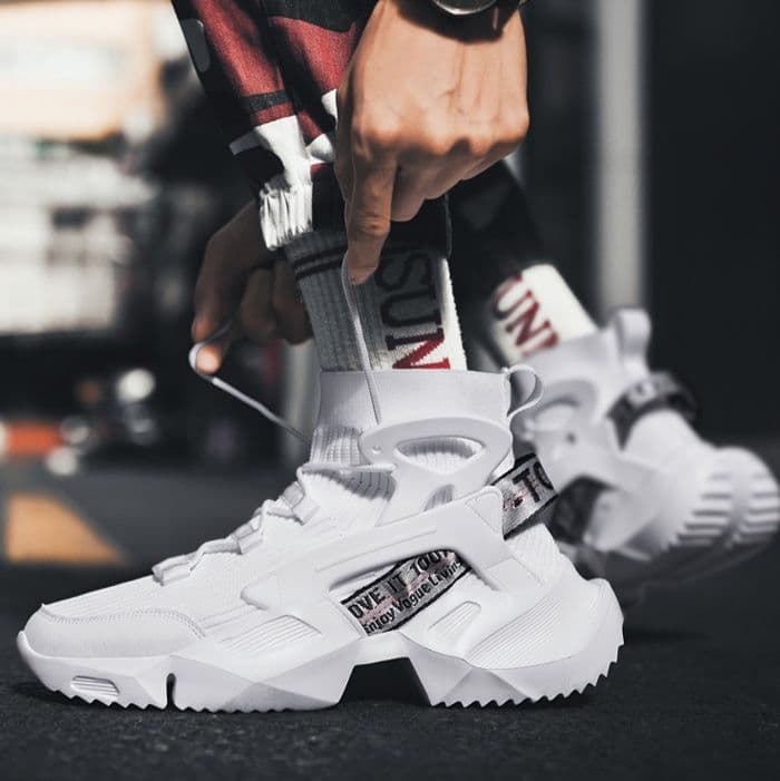 【近未来】サイバーパンク チャンキーソックススニーカー ホワイト | 超厚底 ハイテク