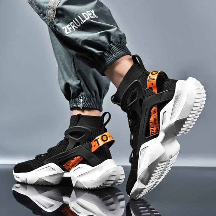 【近未来】サイバーパンク チャンキーソックススニーカー ホワイト | 超厚底 ハイテク