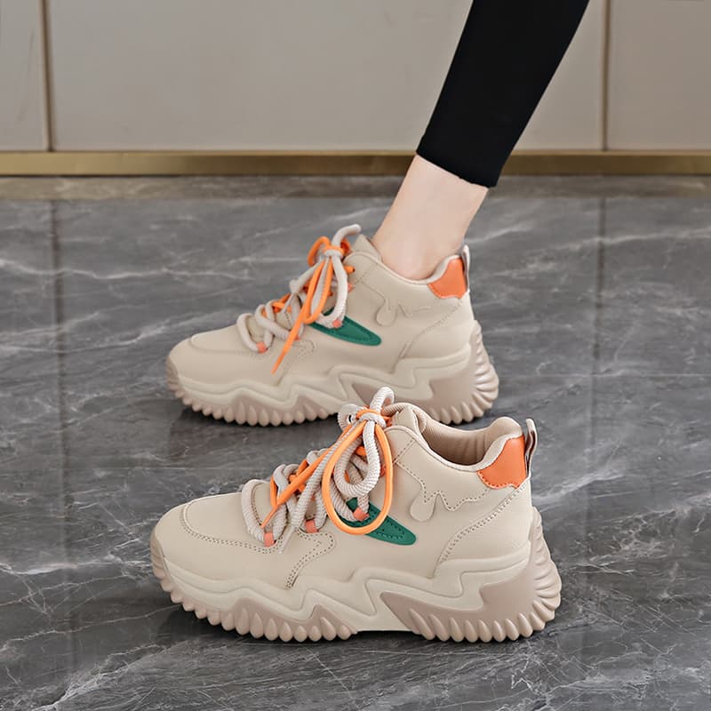 【ポップ・ボリューム】厚底スニーカー ベージュ×オレンジ | チャンキーソール 異素材ミックス カジュアル ストリート